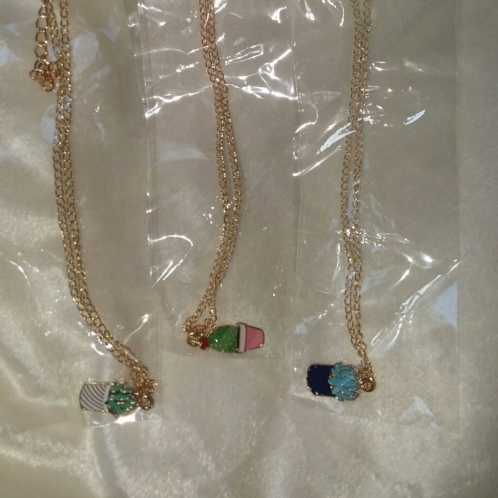 3 plant necklaces